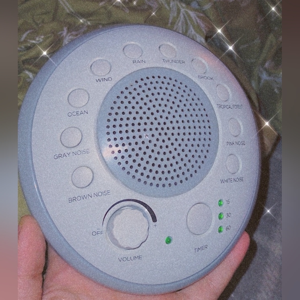 Calming noise machine (thunder, white noise, ocean, etc.)